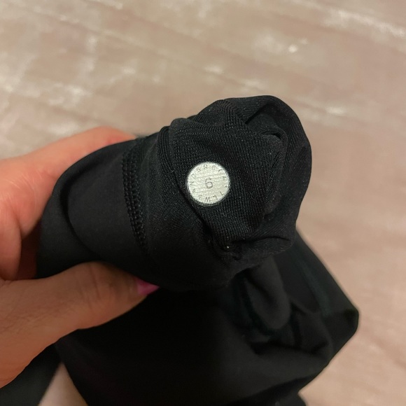 Lululemon black leggings - Picture 3 of 3